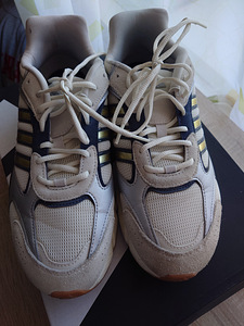 Müüa tossud Adidas, 44,5 (2 foto / 4)