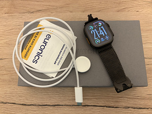 Apple Watch Ultra 2 Black Titanium Milanese Loop (1 foto / 1)