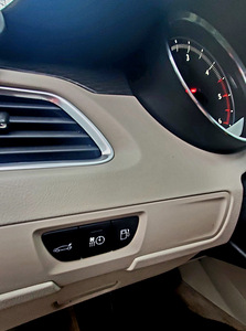 Peugeot 508 1.6 82kW (7 foto / 12)