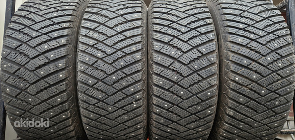 R18 Goodyear 265/60/18 - 10mm - 100% naelad - UUS