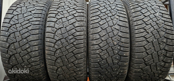 R18 Continental 255/55/18 - 7.5mm - 99% naelad