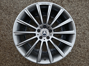 R20 AMG оригинальные разноширокие НОВЫЕ 5x112 W213 W222 W447 (1 фото из 5)