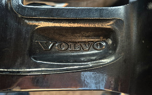 R19 Volvo ОРИГИНАЛ R-Design 5x108 (4 фото из 7)
