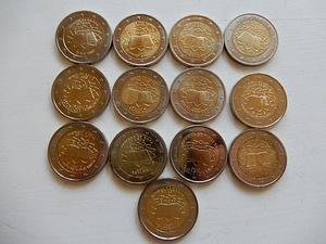 2 eurosed meenemündid (10 foto / 10)