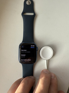Apple Watch Series 7, GPS + Cellular, алюминий, 41 mm, blue (6 фото из 9)