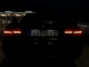 BMW 330D E93 M-PAKETT (9 foto / 10)
