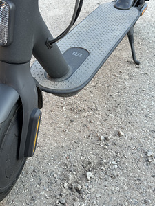 Xiaomi mi pro 2 + Xiaomi 1s scooter (4 foto / 4)