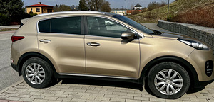 Kia Sportage (9 foto / 13)