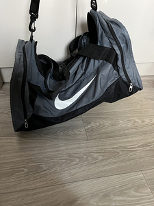 Spordi kott Nike (3 foto / 6)