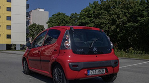 Аренда авто (2 фото из 6)