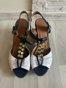 Босоножки (2 фото из 2)