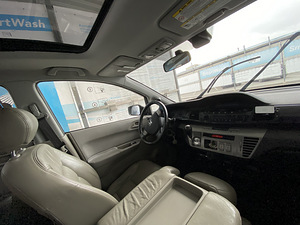 Honda Fr-v (7 foto / 9)