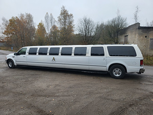FORD EXCURSION SUPER STRETCH ЛИМУЗИН (7 фото из 10)
