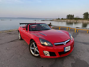 Opel GT Saturn Sky (2 foto / 11)