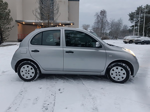 Nissan Micra (6 фото из 15)