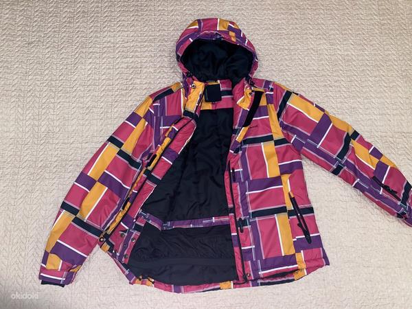 Продаётся зимняя куртка (фото #1)