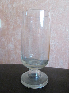 Новые стаканы (2 фото из 3)