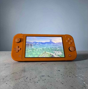 CFW JAILBREAK Nintendo switch lite + 15 игр + sd карта (1 фото из 2)