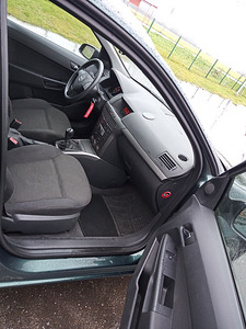 Opel Astra (11 фото из 15)