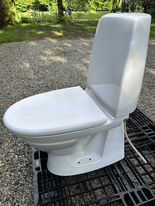 WC - Pott, LÖF, Kvaliteetne ning Allavooluga (1 foto / 8)