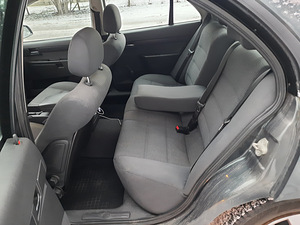 Opel Omega varuosad (4 foto / 6)