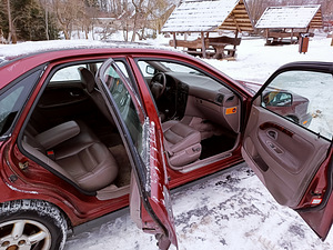 Volvo S40 Turbo Manual youngtimer (13 фото из 15)