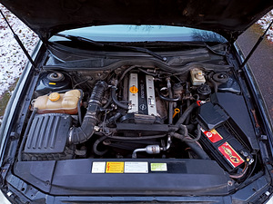 Opel Omega 2.0 16V manuaal (13 foto / 15)