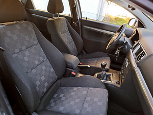 Opel Vectra Facelift (11 фото из 15)