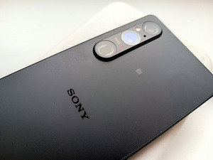 SONY Xperia 1 V (3 фото из 4)