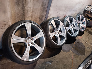 Литые диски R20 5x108 Volvo Ford Opel Jaguar (1 фото из 10)