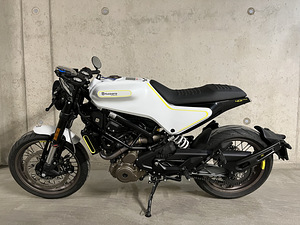 Husqvarna Vitpilen 401 (4 foto / 7)