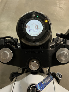 Husqvarna Vitpilen 401 (7 foto / 7)