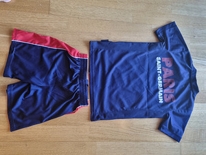 Paris Saint-Germain jalgpalli komplekt s10A (2 foto / 3)