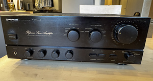 Усилитель Pioneer a-656 (1 фото из 2)