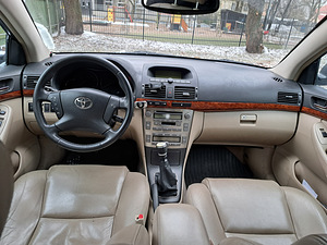 Toyota Avensis D-cat (4 foto / 4)