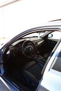 BMW 330 Facelift xDrive 3.0 180kW (10 foto / 10)