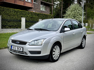 Ford Focus II 2007 (2 foto / 11)