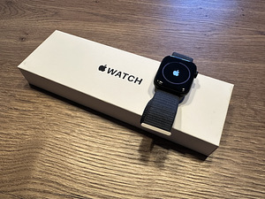Apple Watch SE (2023) 44 mm GPS (alumiinium)
