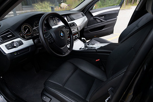 BMW 530d f11 (7 foto / 13)