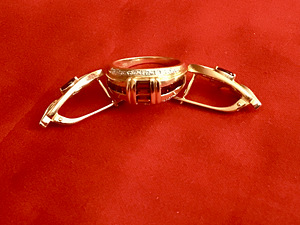 Kuldne komplekt. Granaadid, teemandid. (3 foto / 3)