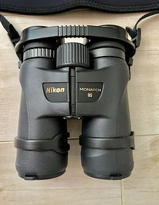 Binokkel Nikon Monarch 7 10x42 ED (1 foto / 4)