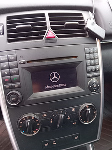 Mercedes Benz B class CNG 2010 (9 фото из 13)