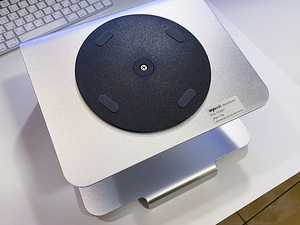 ErgoWork BaseStand Rotating Laptop Stand (3 foto / 3)