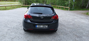 Opel astra (7 фото из 15)