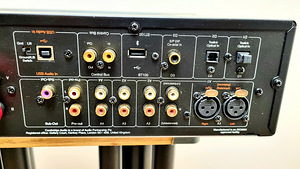 Cambridge Audio CXA80 (6 фото из 7)
