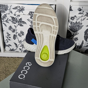 Ecco tossud unisex (3 foto / 5)