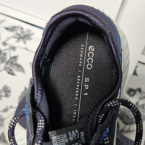 Ecco tossud unisex (4 foto / 5)