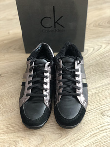 Calvin Kleini talvised tossud (3 foto / 4)