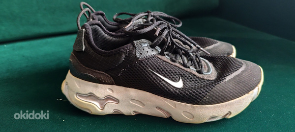 Nike tossud s 38,5 (pigem kuni 38)