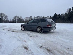 M: BMW320d 110kw (3 foto / 5)